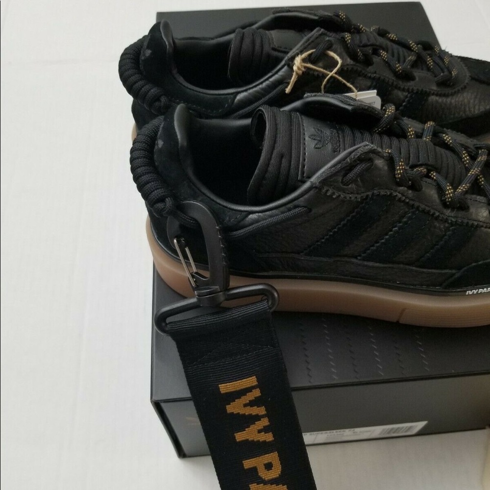 ADIDAS SUPERSLEEKS 72